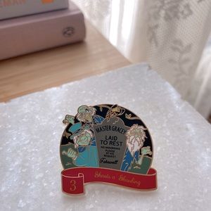 Disney 12 days of Christmas limited edition pin